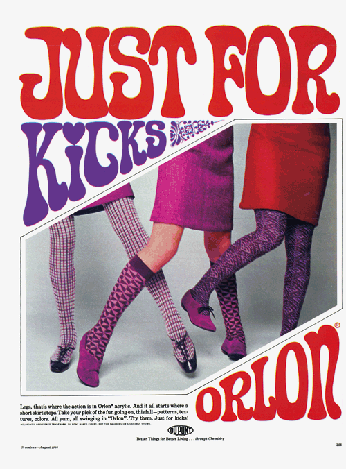 fashion_20th_century_Struempfe