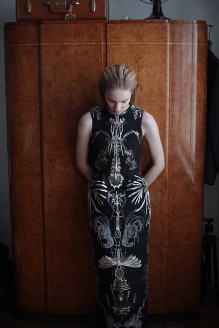 Whomadethem_bedrucktes_Etuikleid